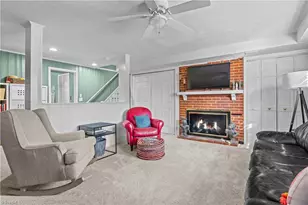 2807 New Hanover Dr, Greensboro, NC 27408 - Photo 18