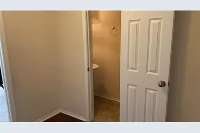 520 Martha Court, Kernersville, NC 27284 - Photo 14