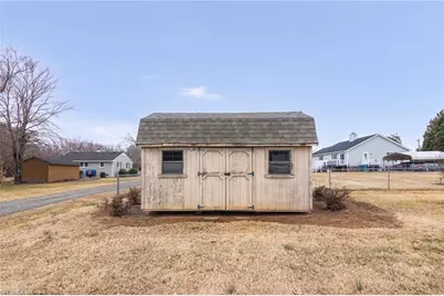 2902 Spencers Way, Browns Summit, NC 27214 - Photo 46