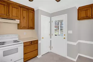 2902 Spencers Way, Browns Summit, NC 27214 - Photo 22