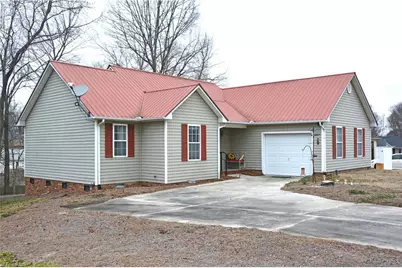 206 Ridge Creek Drive, Trinity, NC 27370 - Photo 2