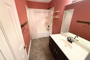 5715 Bayleaf Ln, Greensboro, NC 27455 - Photo 8