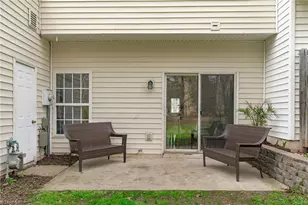 3937 Elizabeth Glen Way, Jamestown, NC 27282 - Photo 4