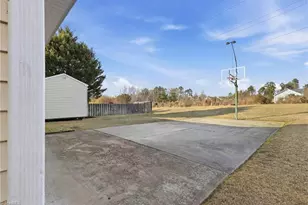 3871 Eagleston Ct, High Point, NC 27265 - Photo 22