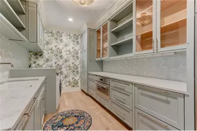 520 Woodland Drive, Greensboro, NC 27408 - Photo 8