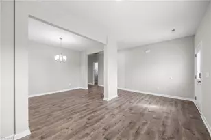 1216 Kerr St, Burlington, NC 27215 - Photo 4