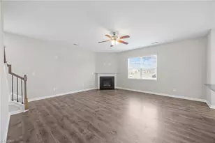 1216 Kerr St, Burlington, NC 27215 - Photo 6