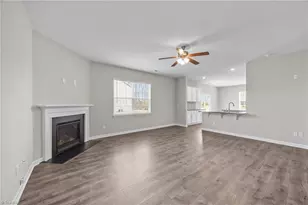 1216 Kerr St, Burlington, NC 27215 - Photo 8