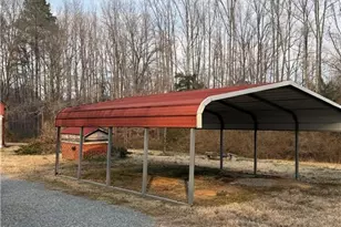 6942 Carbonton Rd, Sanford, NC 27330 - Photo 10