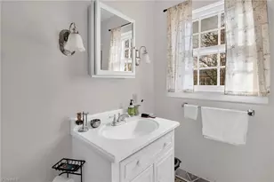 305 Hilltop Dr, Lexington, NC 27292 - Photo 24