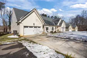 306 Lamplighter Cir, Winston-Salem, NC 27104 - Photo 2