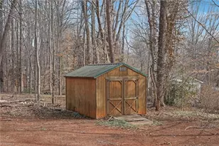 654 Salem Church Rd, Reidsville, NC 27320 - Photo 40