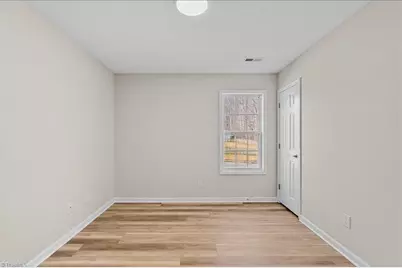 6867 Ironwood Circle, Greensboro, NC 27410 - Photo 26