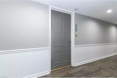 1101 N Elm Street #1005, Greensboro, NC 27401 - Photo 8