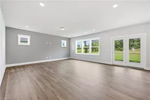 3526 Spring Hope Ct, Kernersville, NC 27284 - Photo 8