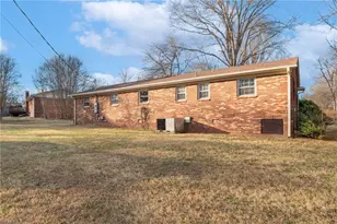 1109 Bass St, Madison, NC 27025 - Photo 26