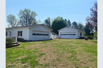 126 Apollo Circle, Archdale, NC 27263 - Photo 4