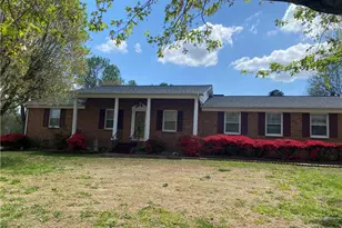 126 Apollo Cir, Archdale, NC 27263 - Photo 2