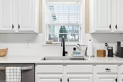 5010 Longridge Drive, Kernersville, NC 27284 - Photo 22