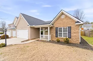 5010 Longridge Dr, Kernersville, NC 27284 - Photo 2