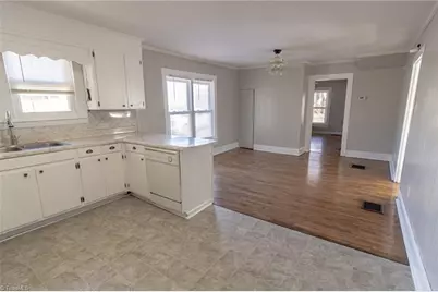 319 Cherry Street, Eden, NC 27288 - Photo 6