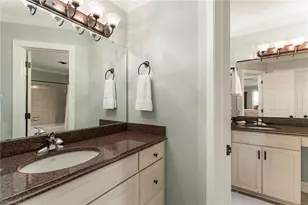 5001 Edinborough Rd, Greensboro, NC 27406 - Photo 24