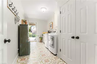 5001 Edinborough Rd, Greensboro, NC 27406 - Photo 16