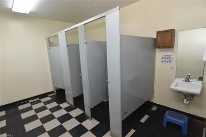 1330 Waughtown Street, Winston-Salem, NC 27107 - Photo 32