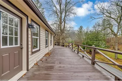 7 Legra Road, Grassy Creek, NC 28631 - Photo 2
