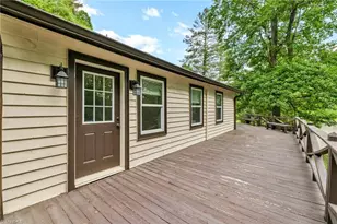 7 Legra Rd, Grassy Creek, NC 28631 - Photo 2