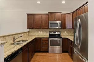 1419 Neville Gardens Ln, Winston-Salem, NC 27103 - Photo 16