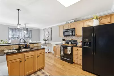 804 Montgomery Court, Walnut Cove, NC 27052 - Photo 26