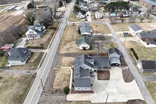 604 E Main St, Wilkesboro, NC 28697 - Photo 42