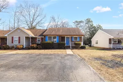 716 Meadowgreen Village Drive #4A, Eden, NC 27288 - Photo 4