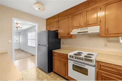 716 Meadowgreen Village Drive #4A, Eden, NC 27288 - Photo 14