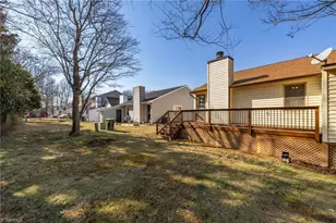 716 Meadowgreen Village Dr, Eden, NC 27288 - Photo 28