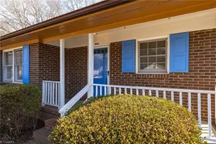 716 Meadowgreen Village Dr, Eden, NC 27288 - Photo 2