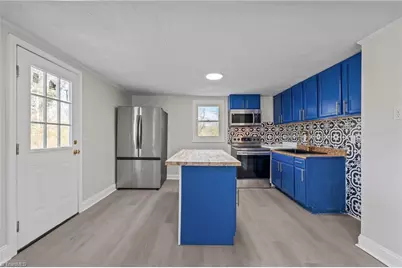 512 Glovinia Street, Asheboro, NC 27203 - Photo 10