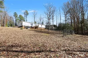 1385 Foxburrow Rd, Asheboro, NC 27205 - Photo 28