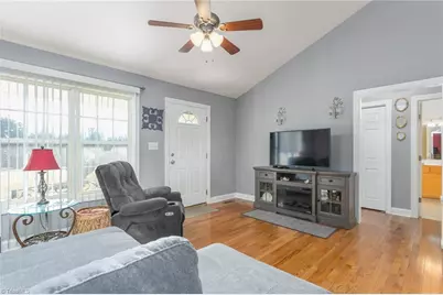 2220 Foxfire Lane, Burlington, NC 27217 - Photo 6