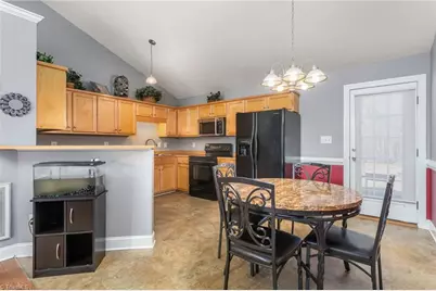 2220 Foxfire Lane, Burlington, NC 27217 - Photo 8