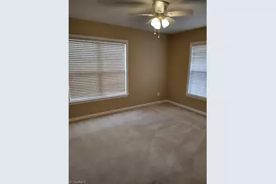 16 Bluestem Court, Greensboro, NC 2405 - Photo 10