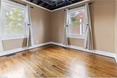 907 W Wendover Avenue, Greensboro, NC 27408 - Photo 14