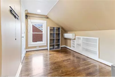 907 W Wendover Avenue, Greensboro, NC 27408 - Photo 18