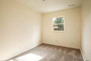 3917 Colony Square, Greensboro, NC 27407 - Photo 8