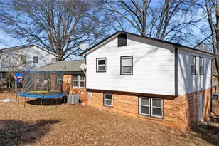1320 Underwood Ave, Winston-Salem, NC 27105 - Photo 24