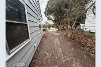 2053 Cannon Avenue, Winston-Salem, NC 27105 - Photo 12