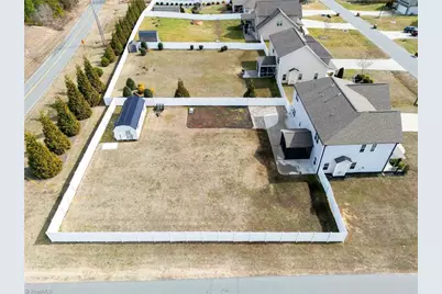 109 Phoenix Court, Lexington, NC 27295 - Photo 14