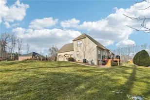 320 Panther Creek Ct, Winston-Salem, NC 27107 - Photo 38