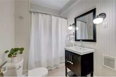 2631 Walker Avenue, Greensboro, NC 27403 - Photo 16